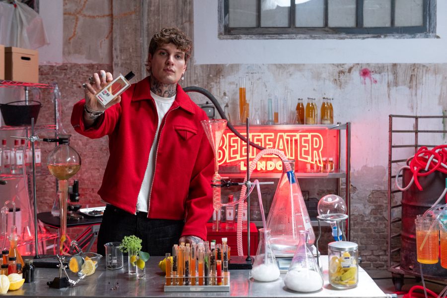 Beefeater transforma el “la ginebra sabe a colonia” en un drop experiencial en Madrid