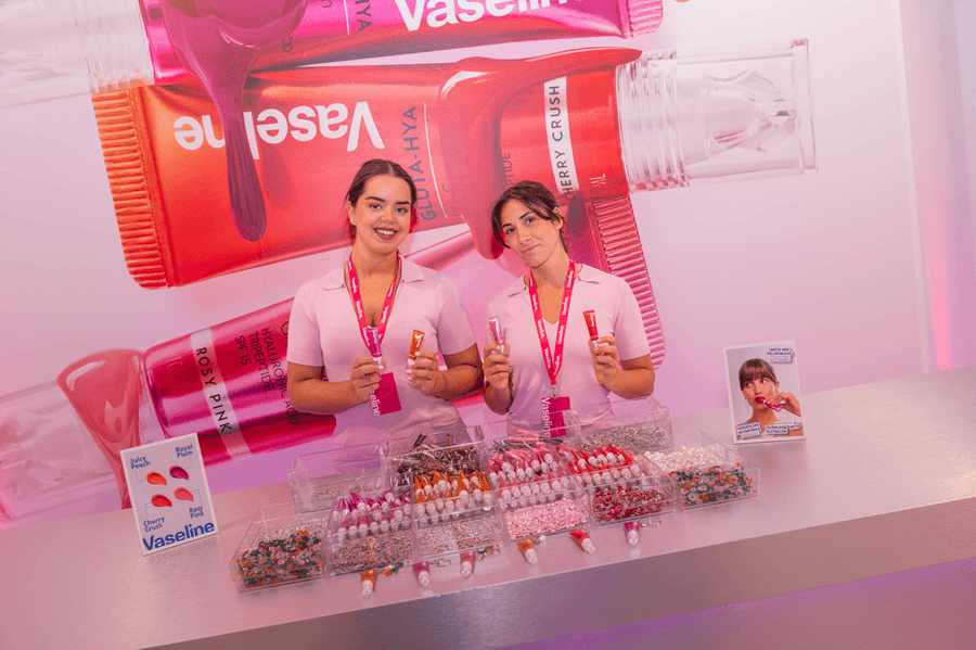 Un eventazo de los Premios eventoplus: Vaseline convierte el evento en punto de venta