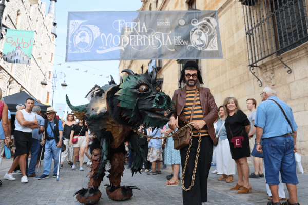 La Feria Modernista de León convierte la historia en una experiencia de tres días 