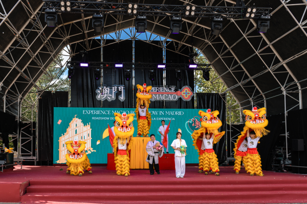 4foreverything lleva Macao a Madrid Río con 2.000 m² de experiencias en el espacio público (P