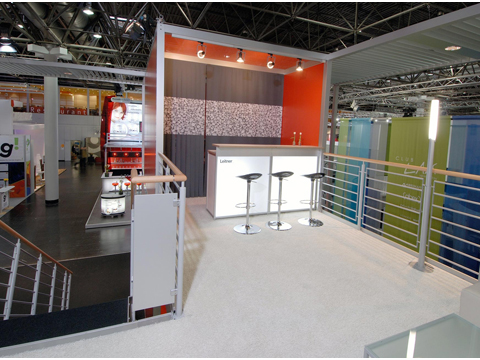 Stands con múltiples vidas