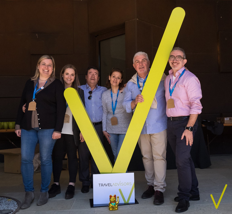 ¿Cómo funciona Travel Advisors?