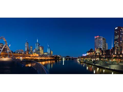 Melbourne: Australia