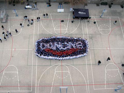 El team building de Danone da nuevo color a un colegio