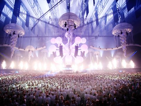 Barcelona da la bienvenida a Sensation Innerspace: una explosión de blanco y música