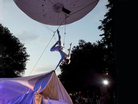 La Fura dels Baus dio la bienvenida al nuevo Audi Q3 en Peralada