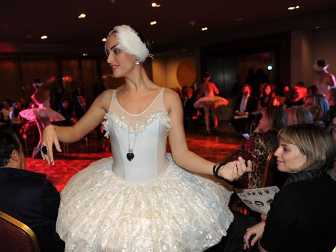 Un misterio en blanco y negro