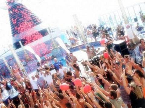 Love Boat Durex, o cómo conocer a gente nueva durante un viaje en mar