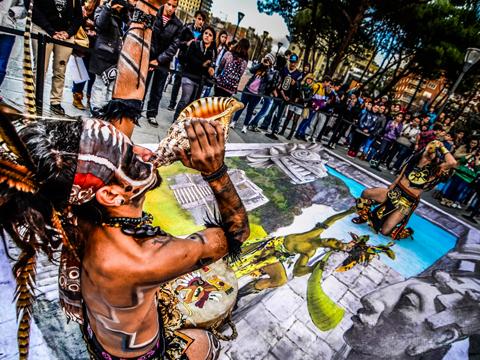 Los mayas se ponen de moda: no es el fin del mundo.com