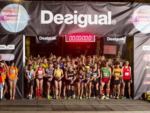 Cinco mil corredores responden a la convocatoria de la Desigual Night Run
