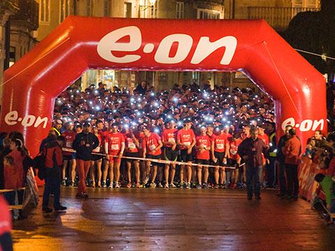 E.ON ilumina la ciudad con una carrera nocturna
