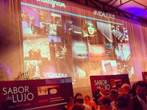 Can social media be décor?