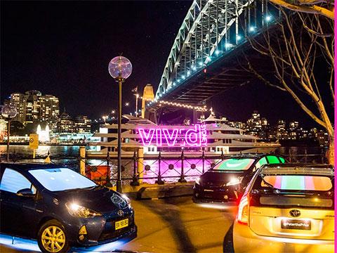 Coches muy relacionales que cobran vida interactuando con el público