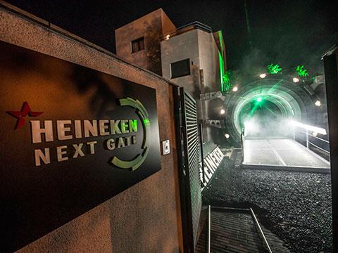 Heineken abre una puerta al futuro con su espacio efímero The Next Gate
