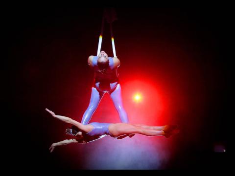 Acrobacias aéreas para recorrer los hitos de la aeronáutica