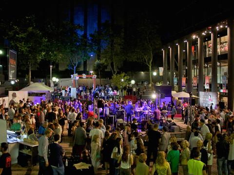 La intensa noche de Intenz Diagonal