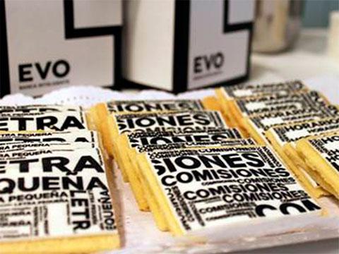 Streetmarketing para comerse las comisiones de los bancos