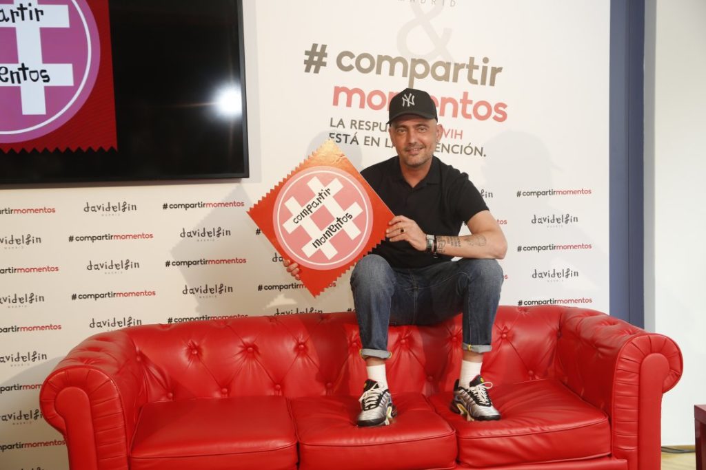 David Delfín reaparece para #compartirmomentos