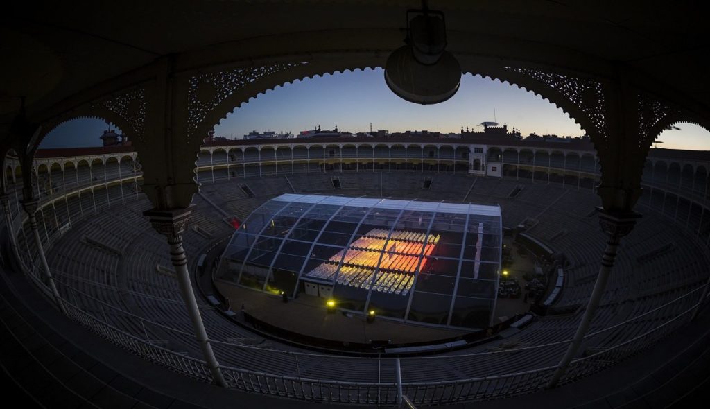 La nueva lente de Essilor sobrevuela Las Ventas gracias a un dron