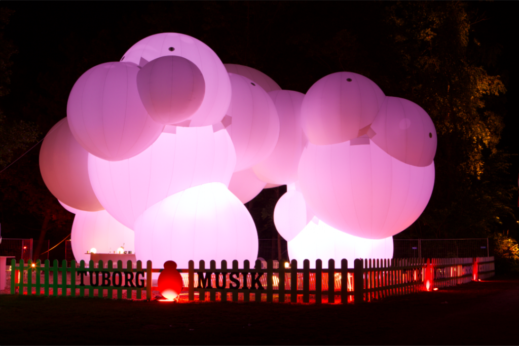 Galería de casos de creatividad en carpas y estructuras efímeras