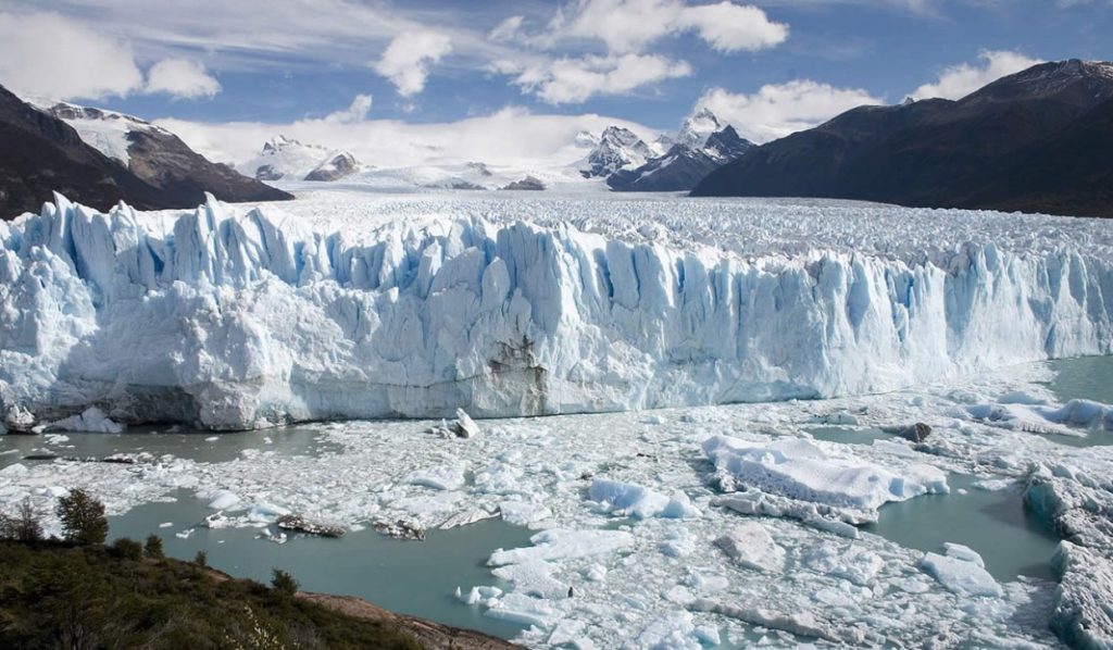 Expedición a la Patagonia: un incentivo entre agua, hielo y vida