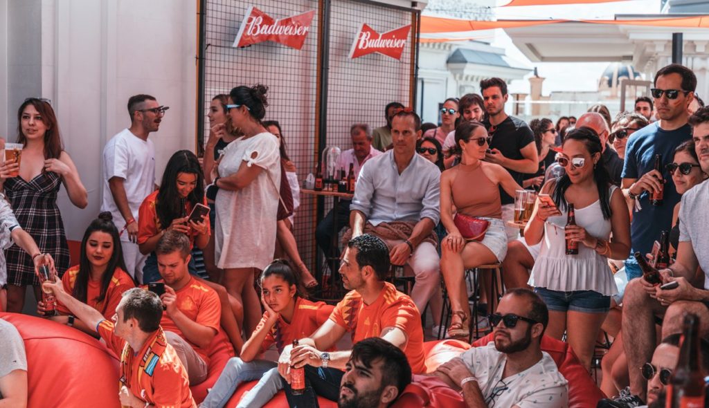 La derrota en Rusia no desanima a Budweiser en España