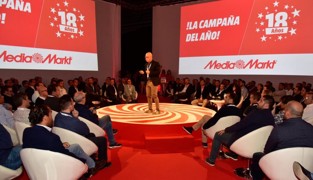 Presentación de campaña Media Markt, el plata y bronce de Bacus y Backup