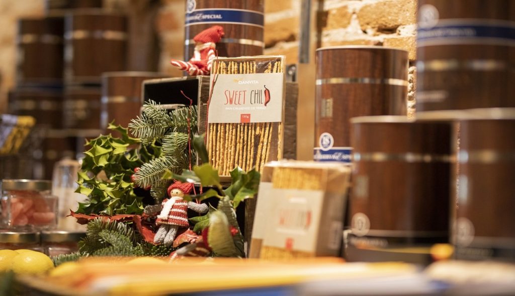 Ron Arehucas se adelanta a la navidad con un workshop artesanal