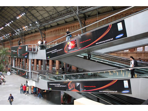 Samsung e Intel presentan nuevos portátiles en Atocha