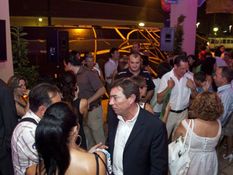 A peculiar cream power