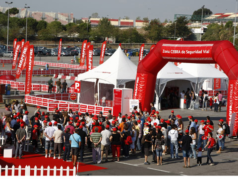 MAPFRE invites its best customers to a loyalty sports event