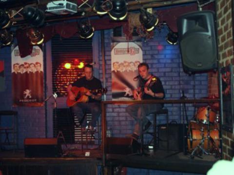 MPG y Peugeot celebran el 25 aniversario de los Hombres G