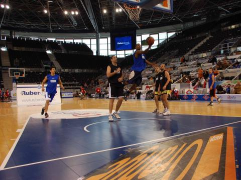 Más de mil jugadores en el torneo Ruber dental Madrid Basket 3×3