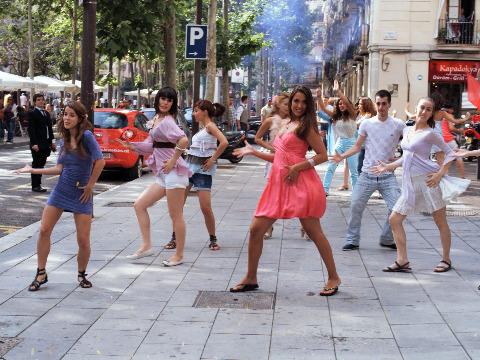 Globally y el Hotel Barceló Raval comunican con un Lip Dub