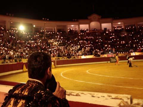 Los toros y la luna se citan en la Corrida de Candiles
