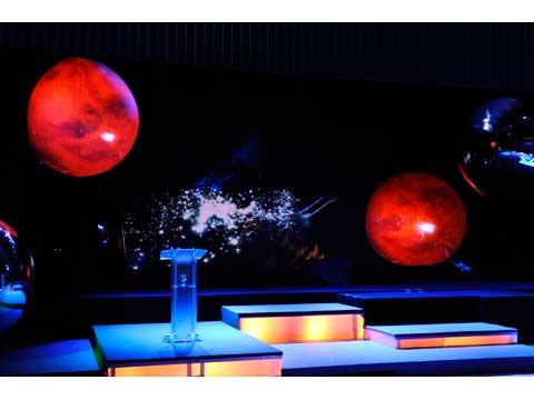 Telefonica connect their clients to their galaxy, Turing 48 hours