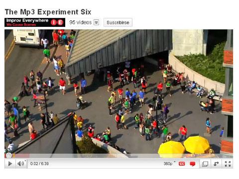 Improv Everywhere mueve un ejército de voluntarios