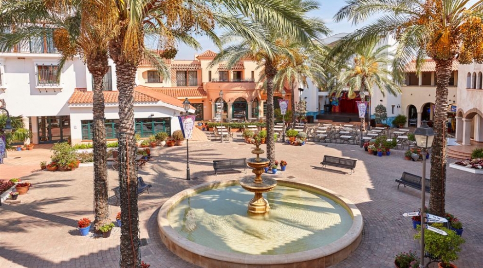Photo of Hotel PortAventura – PortAventura Hotels 4