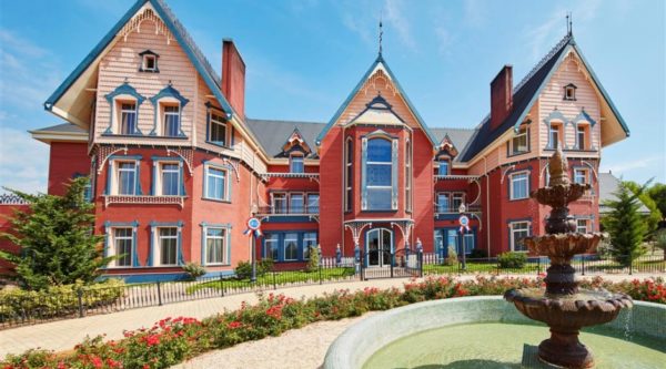 Photo of Hotel Mansión de Lucy – PortAventura Hotels 1