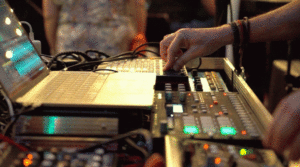 Photo of The Yellow B 3