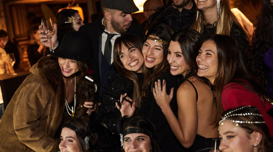 Photo of The Yellow B 8