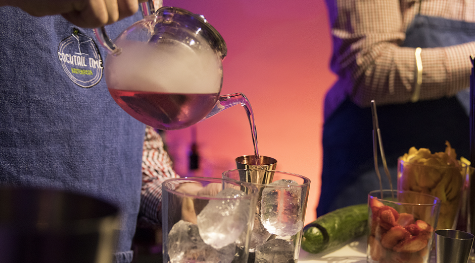 Imagen de Cocktail Time by Gerard Ruiz