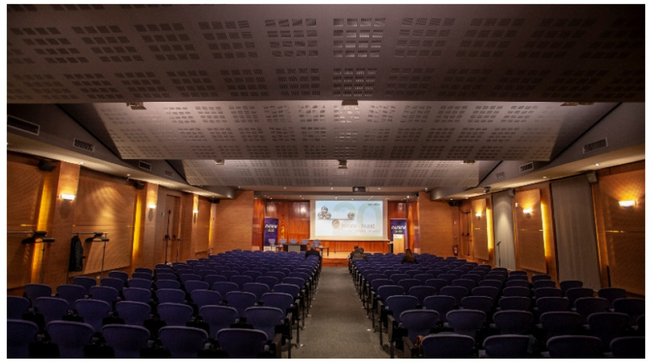 Photo of Col·legi de Metges de Barcelona 12