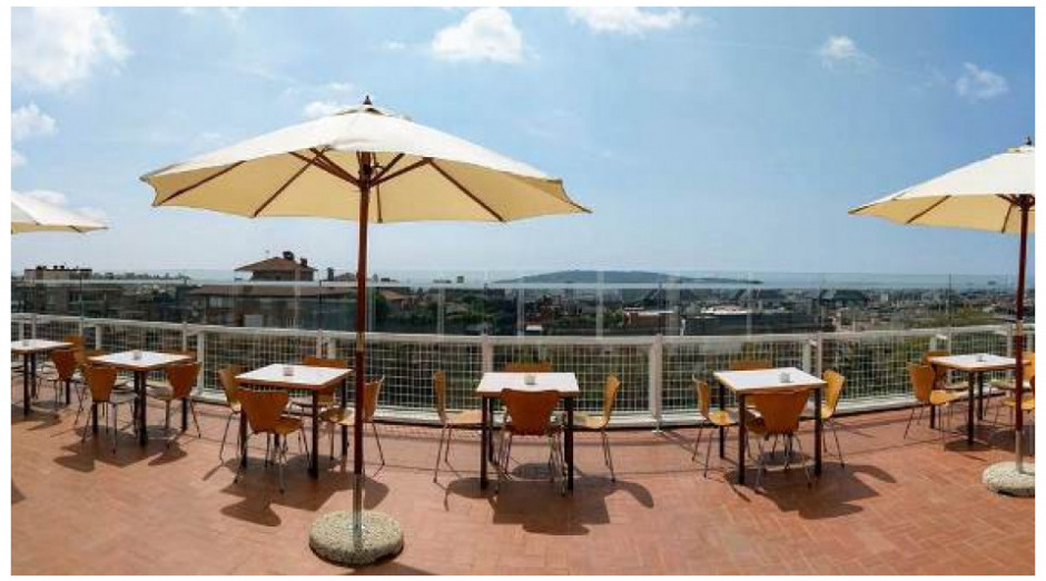 Photo of Col·legi de Metges de Barcelona 13