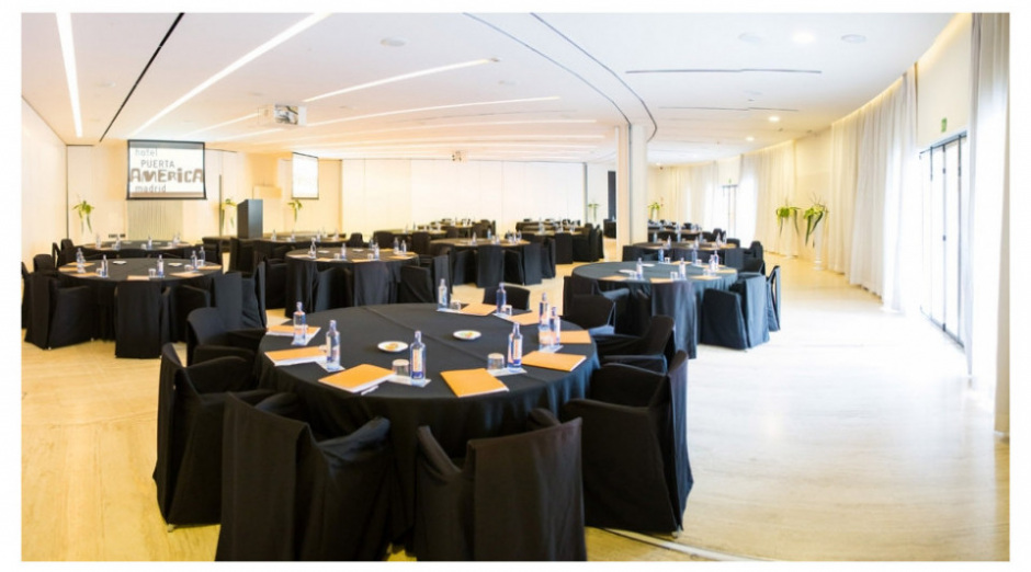 Photo of Hotel Puerta América Madrid 15