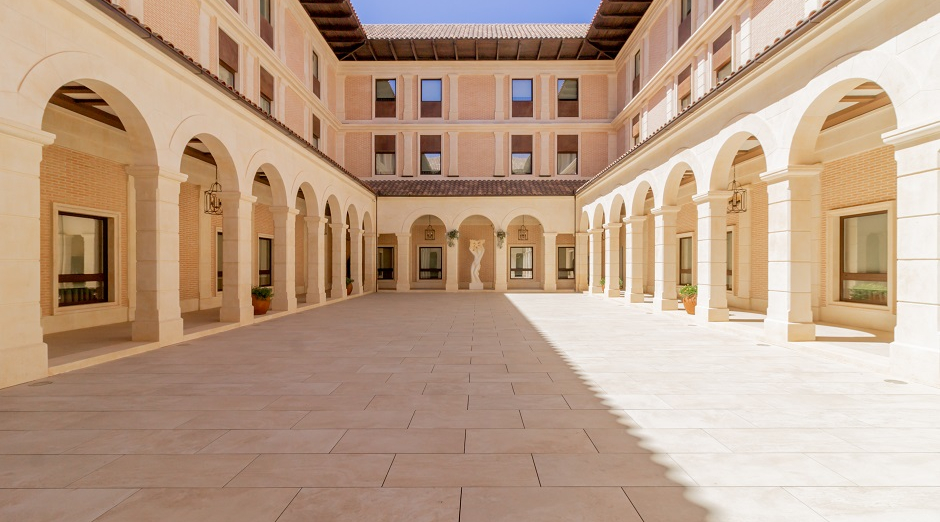 Photo of Grupo Essentia Ansares Hotel 11