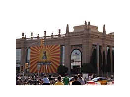 Fira closes the year 2004 with a growth in cash flow and a 7.9% increment in revenues