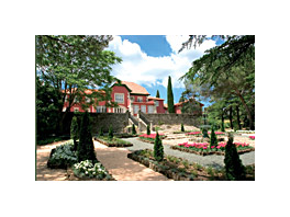 Fuente Pizarro hosts a party in its facilities