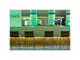 Hotel Juan Carlos I opens a bar in collaboration with Heineken