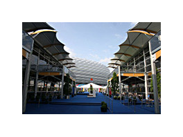 De Boer will build three press centres for the UEFA EURO 2008 â